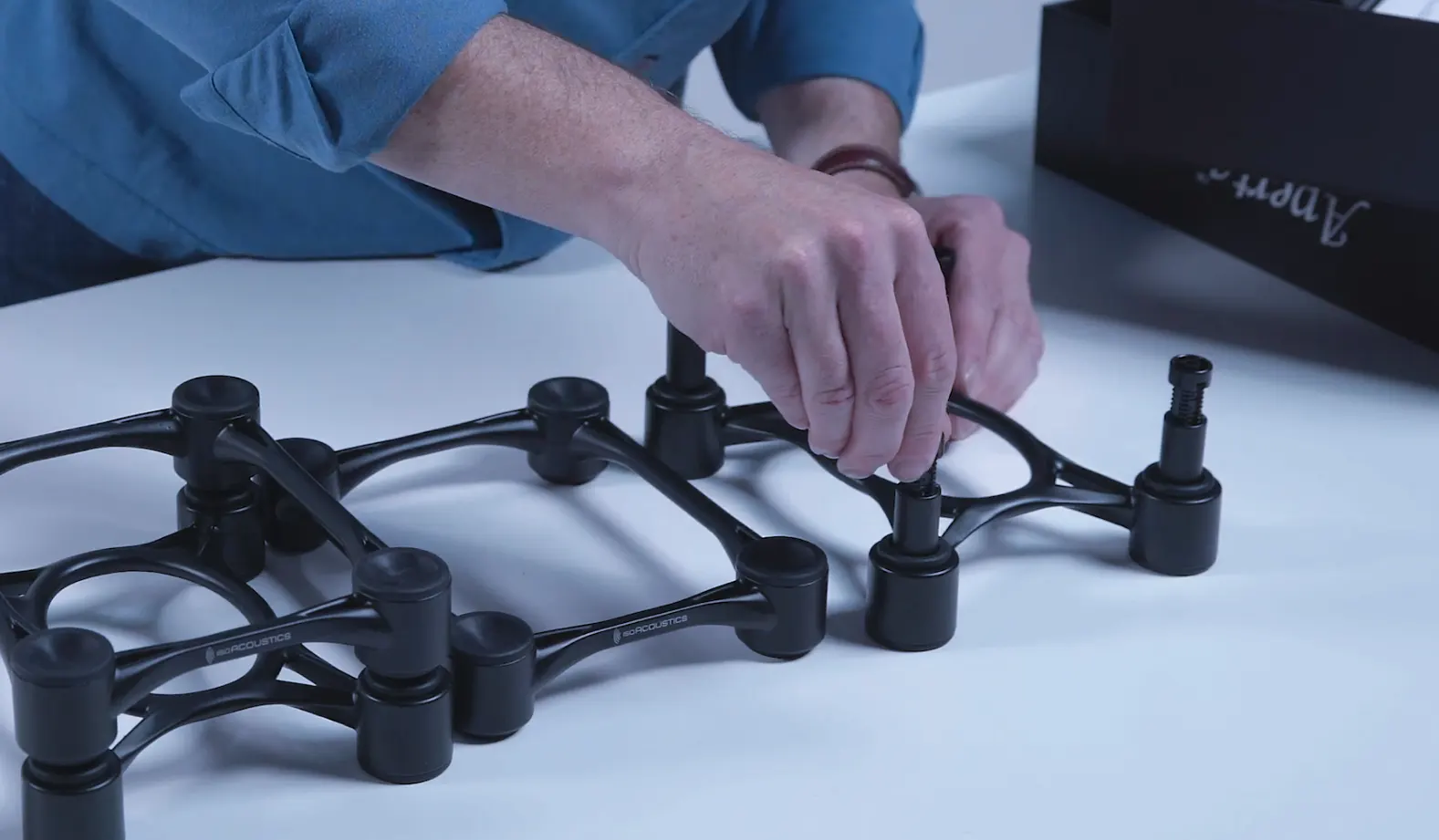 IsoAcoustics ISO-200 03