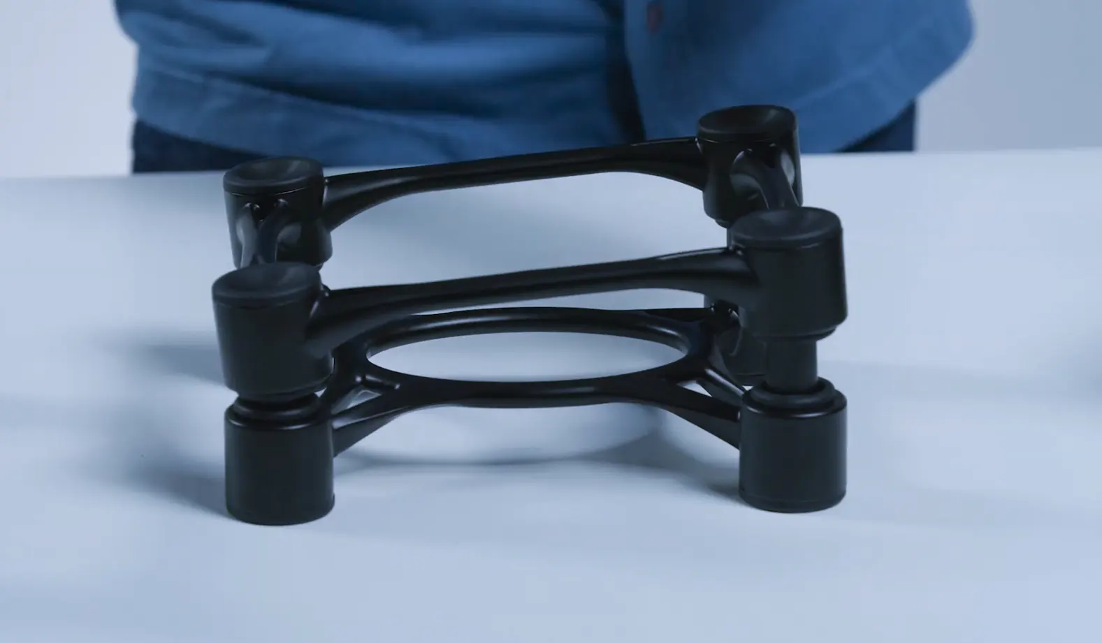 IsoAcoustics ISO-200 04