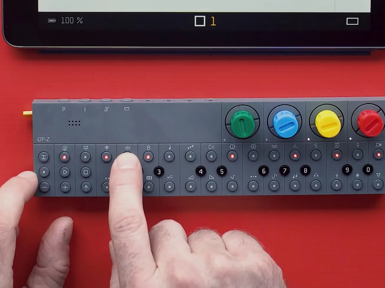 Teenage Engineering OP-Z 02