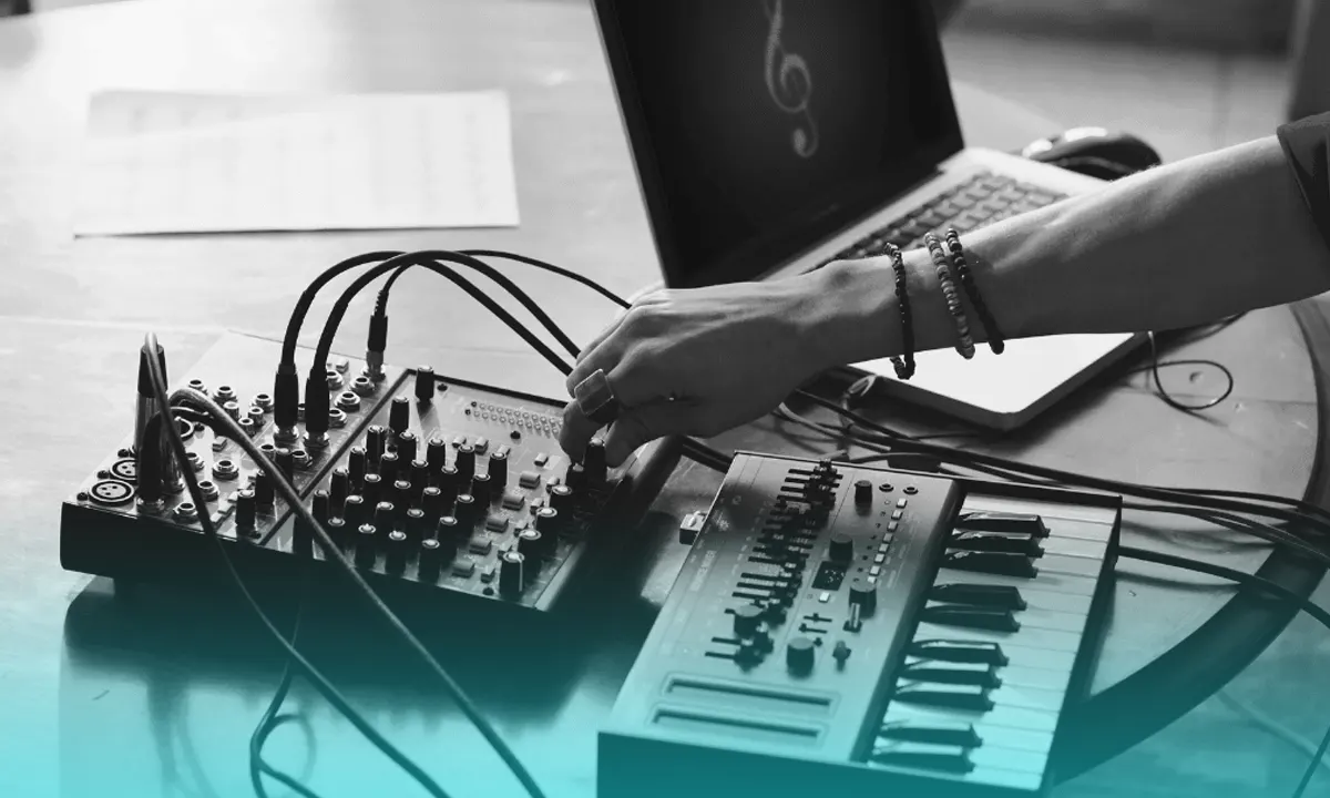 Descubre el secreto para grabar baterías programadas que suenan como en vivo: ¡transforma tu producción musical hoy!