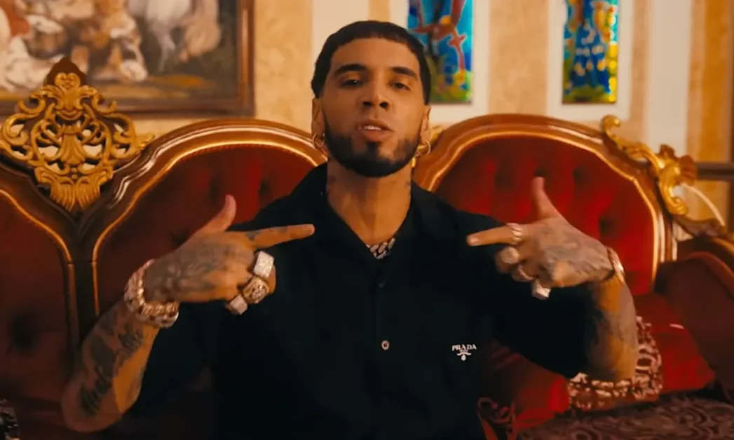 Anuel AA y su relación con el reguetón de los años 2000