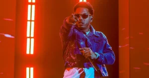 La primera canción que escribió Myke Towers cuando era adolescente