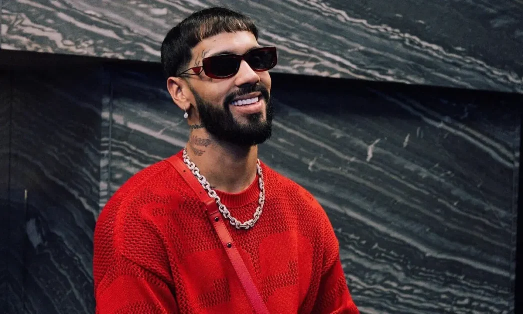 Las portadas de álbumes de Anuel AA más simbólicas