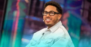 Myke Towers y la evolución de su presencia escénica
