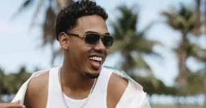 Myke Towers y los pequeños cameos que ha hecho en otros videoclips