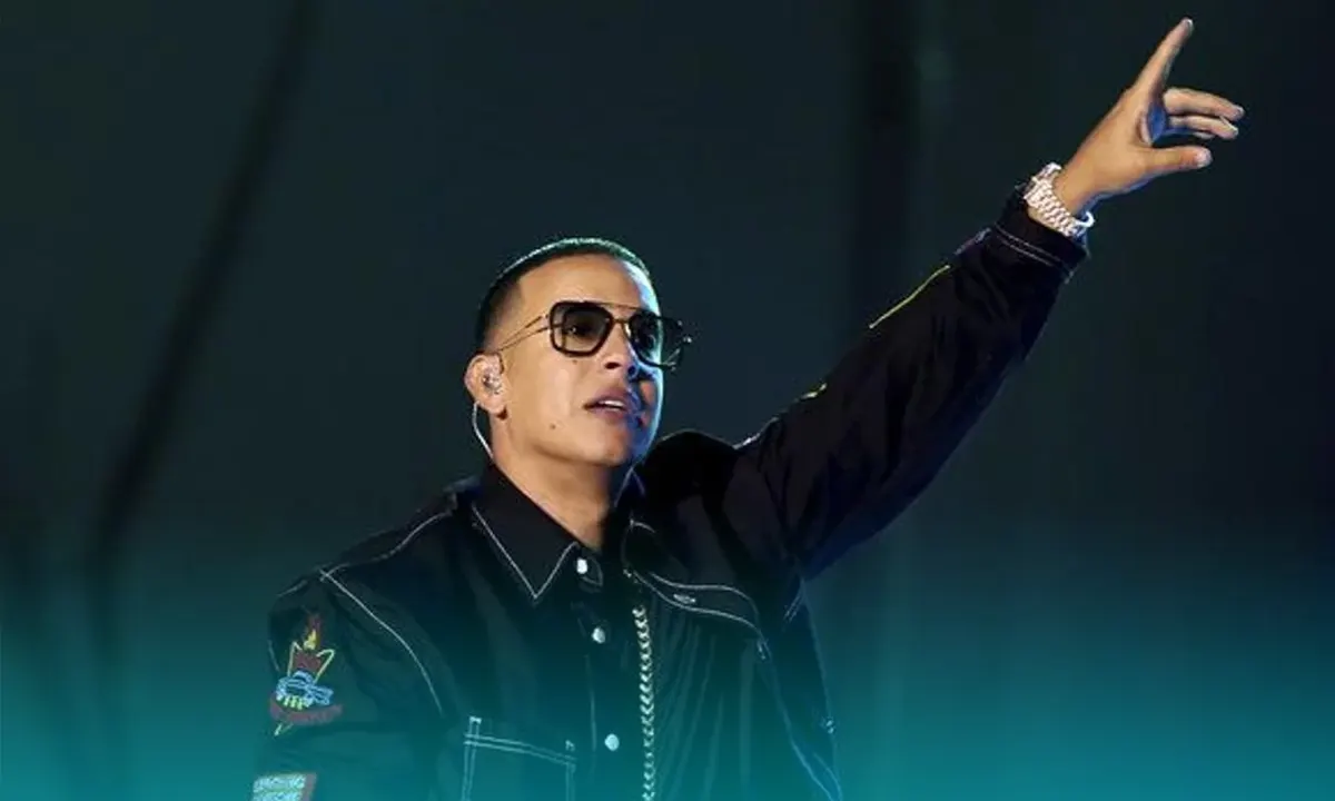 ¿Cómo fue la primera vez que Daddy Yankee cantó en un escenario grande?