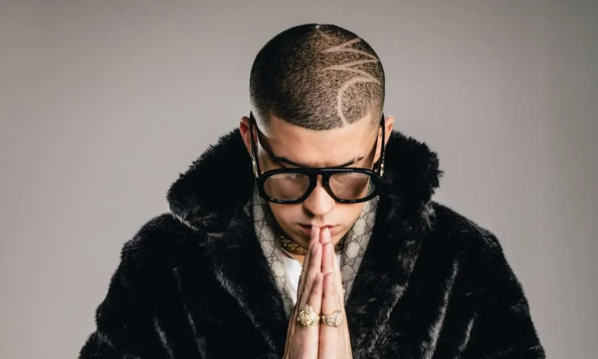 ¿Cómo ha influido Bad Bunny en otros géneros como el trap y la música electrónica?