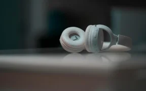 Álbumes que se colorean mentalmente según la tonalidad
