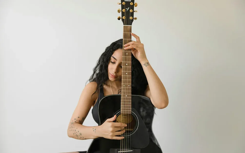 Alimentación para guitarristas adolescentes: nutrientes clave para el crecimiento y prevención