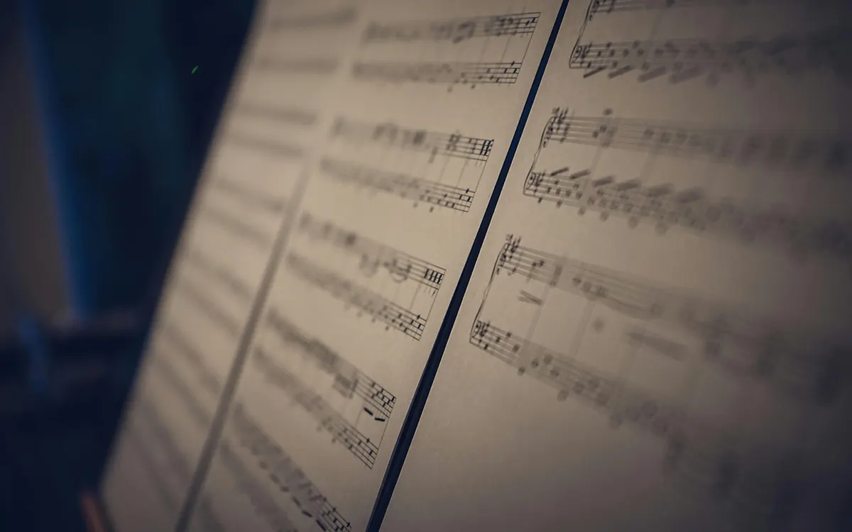 La conexión entre inteligencia y talento musical