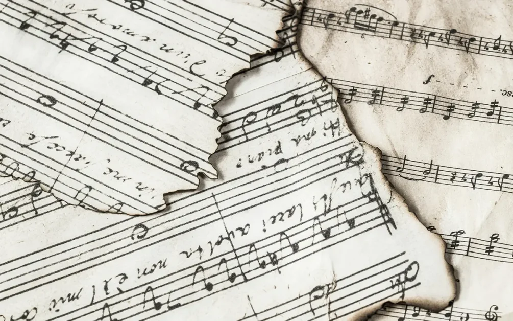 Música compuesta con sonidos de tormentas eléctricas