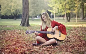 Postura Ergonométrica: La Clave para una Práctica Saludable de Guitarra