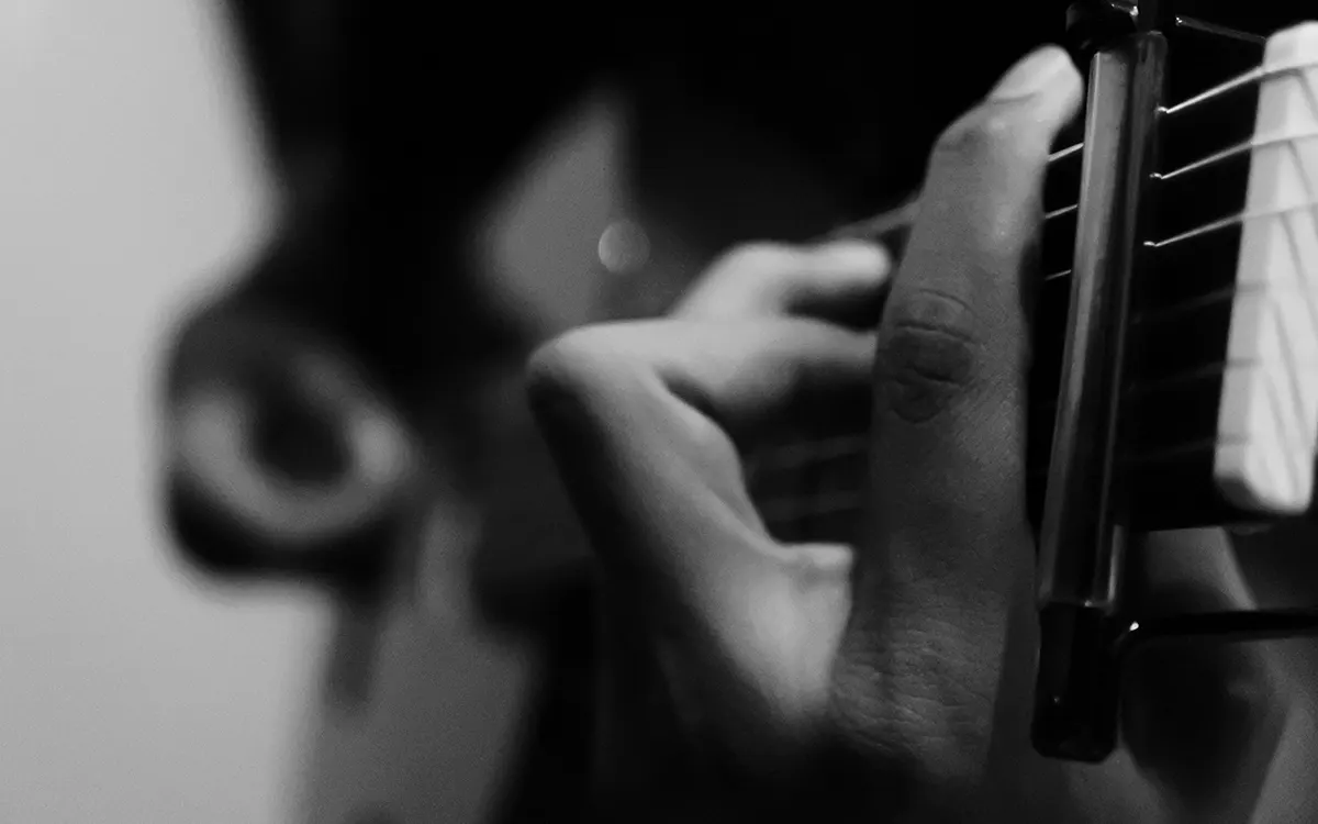 Protocolos RICE y PRICE en lesiones leves de guitarristas