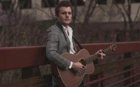 Salud y Bienestar para Guitarristas: Mantén tus Manos Libres de Dolor Después de los 50
