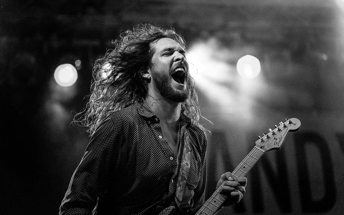 Superando el Dolor Crónico: Claves para la Salud del Guitarrista