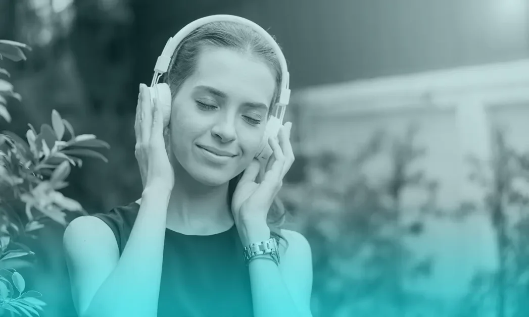 ¿Qué canción fue descubierta en un archivo con nombre falso?