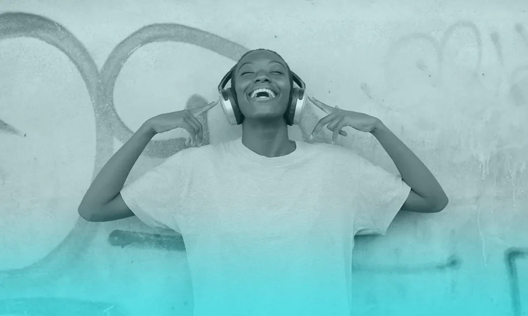 ¿Qué instrumento favorece el “entrenamiento auditivo cruzado”?