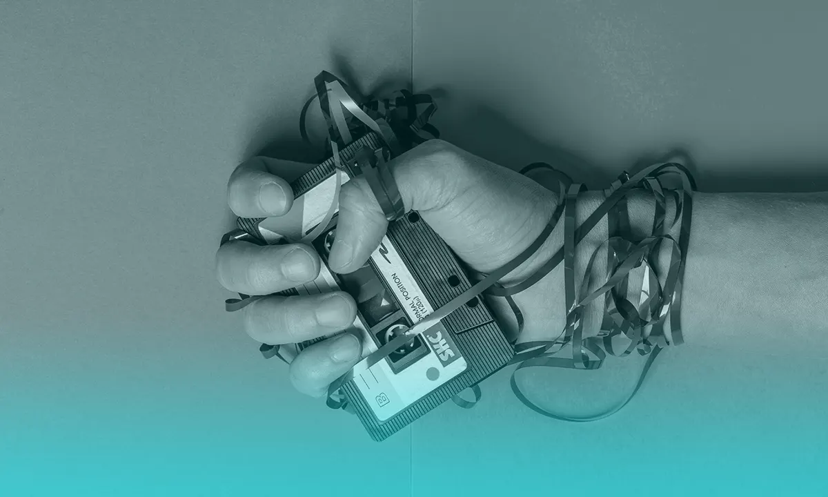 ¿Qué instrumento fue enterrado por razones astrológicas?
