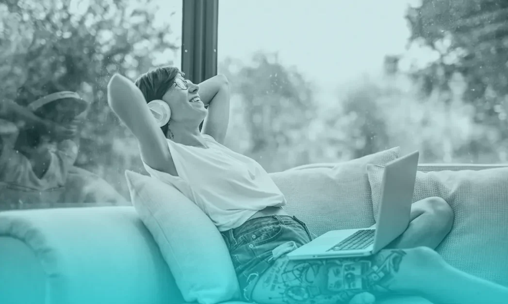 ¿Qué instrumento permite aprender tocando canciones desde el primer día?