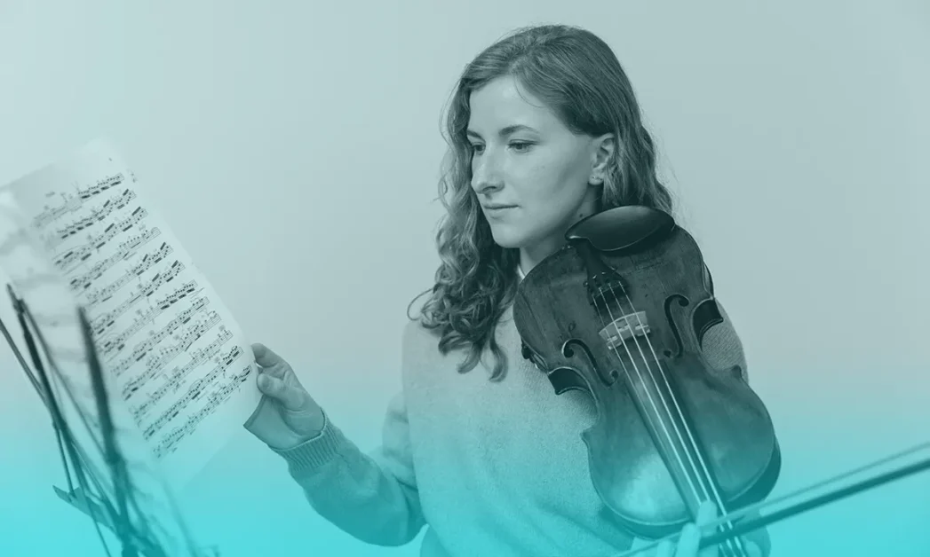 Música para violín influenciada por el gamelán indonesio