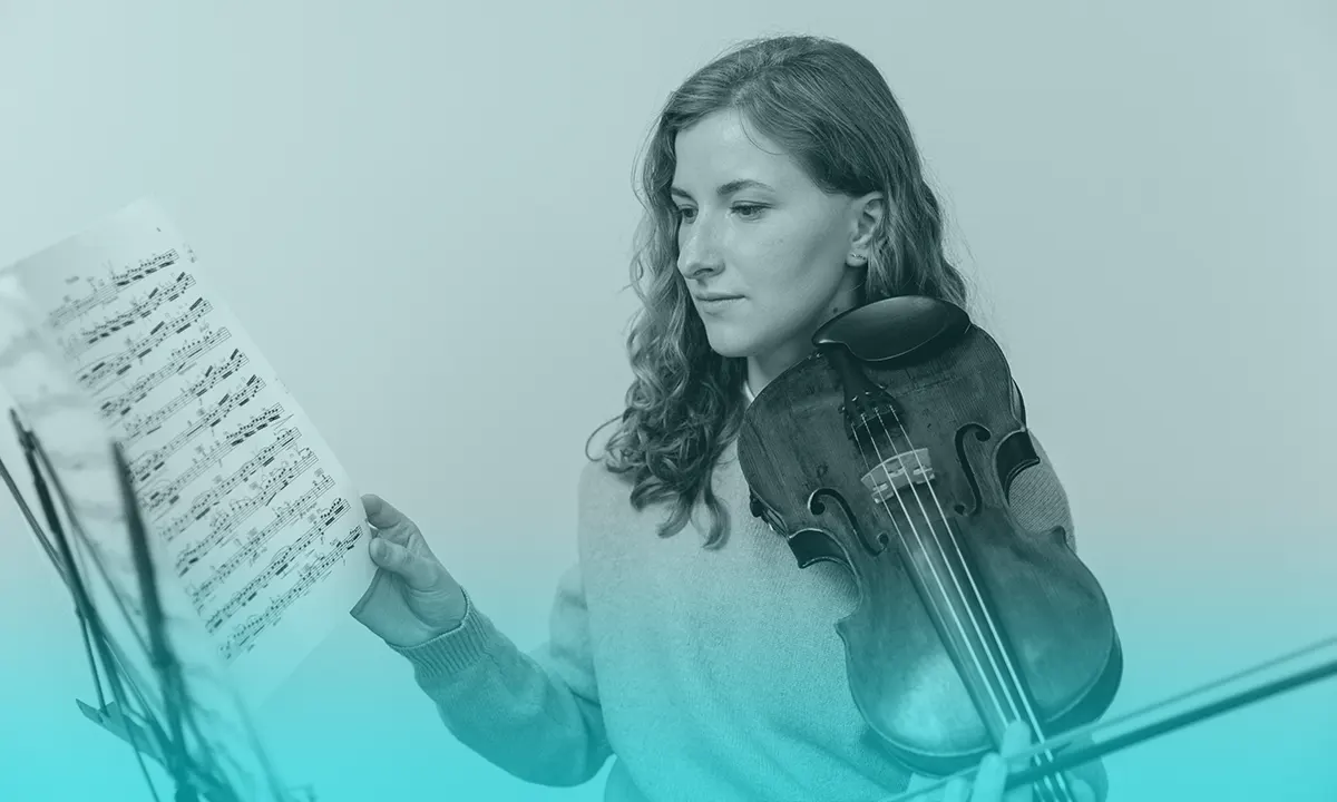 Música para violín influenciada por el gamelán indonesio